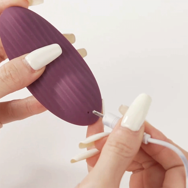 Vibrador Edeny • Svakom Estimulador de clítoris, controlado por app